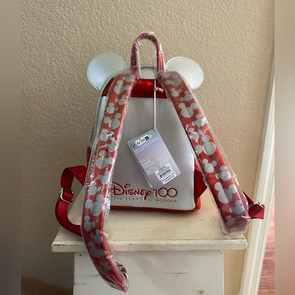 Limited Edition Exclusive -Disney100 Platinum Mickey Mouse Cosplay Mini Backpack - Picture 3 of 6
